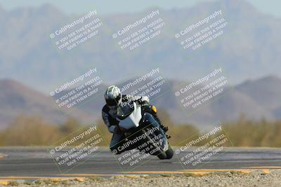 media/Apr-09-2023-SoCal Trackdays (Sun) [[333f347954]]/Turn 14 (1015am)/